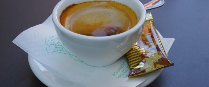 Italienischer Espresso, Rohmilch und die kulinarischen Trends, die uns wirklich auf die Nerven gehen Italienischer Espresso, Rohmilch und die kulinarischen Trends, die uns wirklich auf die Nerven gehen