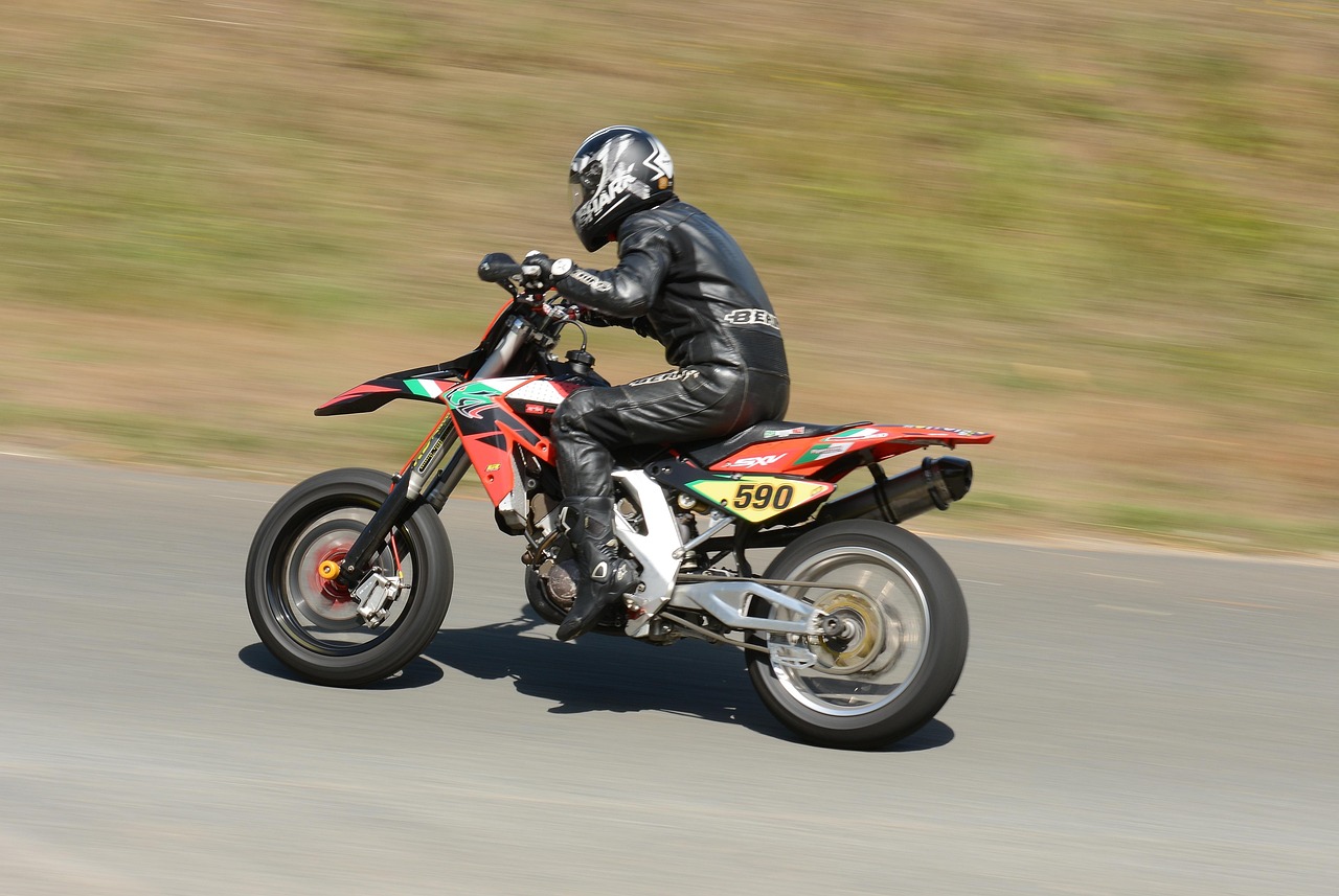 entdecken sie alles über hillclimb: tipps, ausrüstung und techniken für das ultimative bergrennen-erlebnis. perfekt für motorsportfans und adrenalinliebhaber.