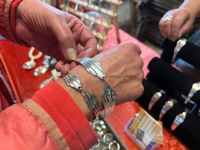 Beliebt in Estorf: Schmuck aus einstigem Besteck.