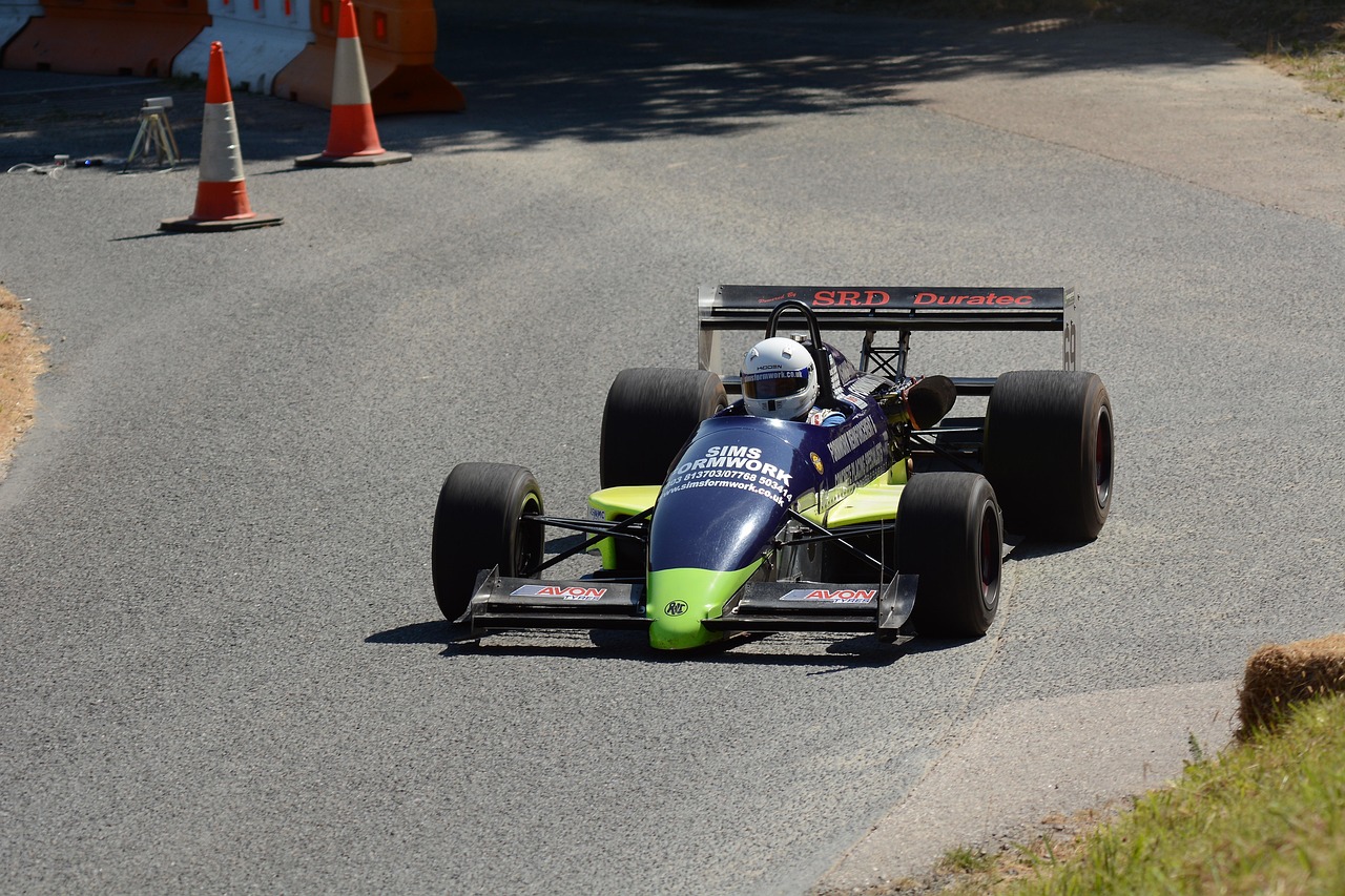 entdecken sie alles über hillclimb: spannende bergrennen, die neuesten fahrzeuge, tipps zur vorbereitung und beeindruckende motorsport-events in deutschland. jetzt mehr erfahren!