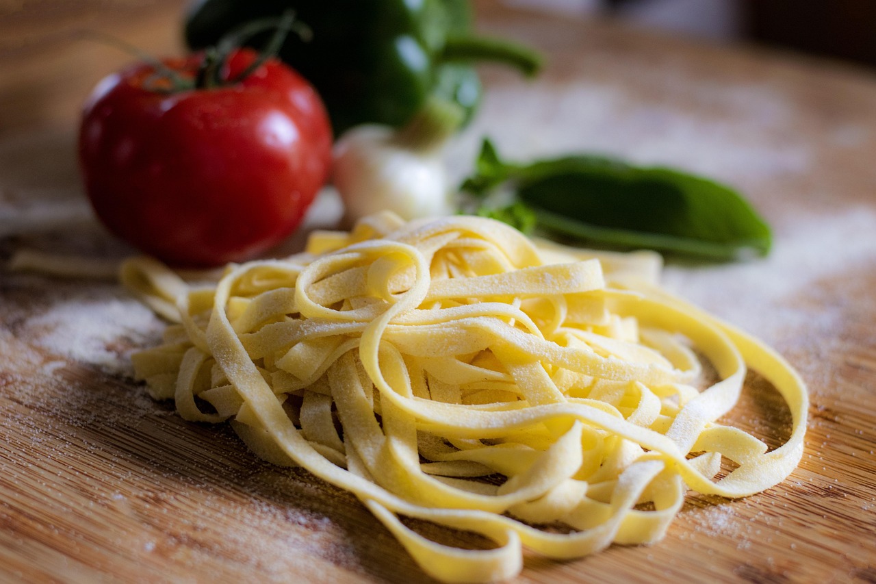entdecken sie die faszinierende welt der gastronomie: kulinarische trends, rezepte, tipps für genießer und wissenswertes rund um essen, trinken und genießen.