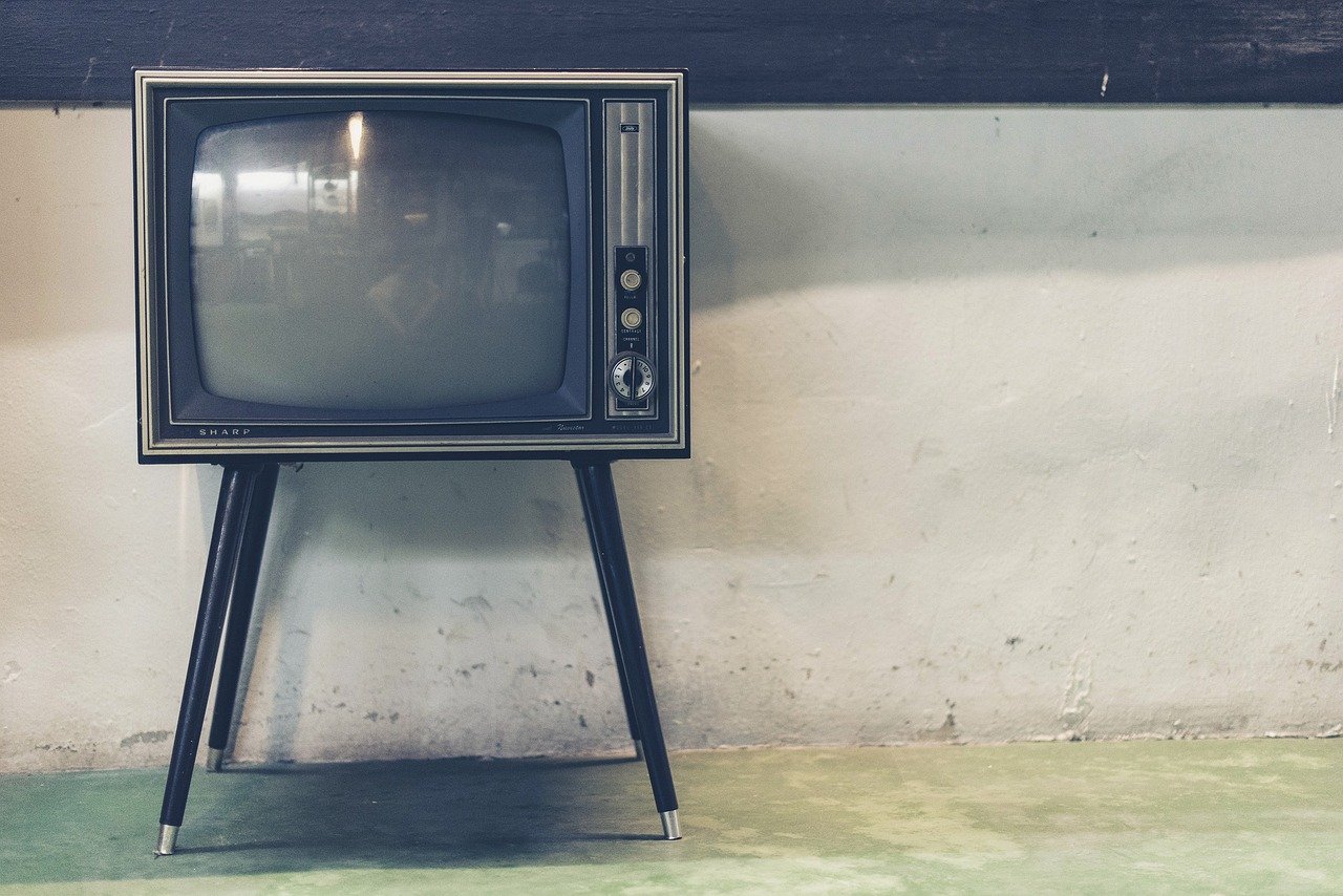 entdecken sie die neuesten fernsehnachrichten, trends und technologien. von smart-tvs bis zu streaming-diensten, alles über das fernsehen in einer modernen welt.