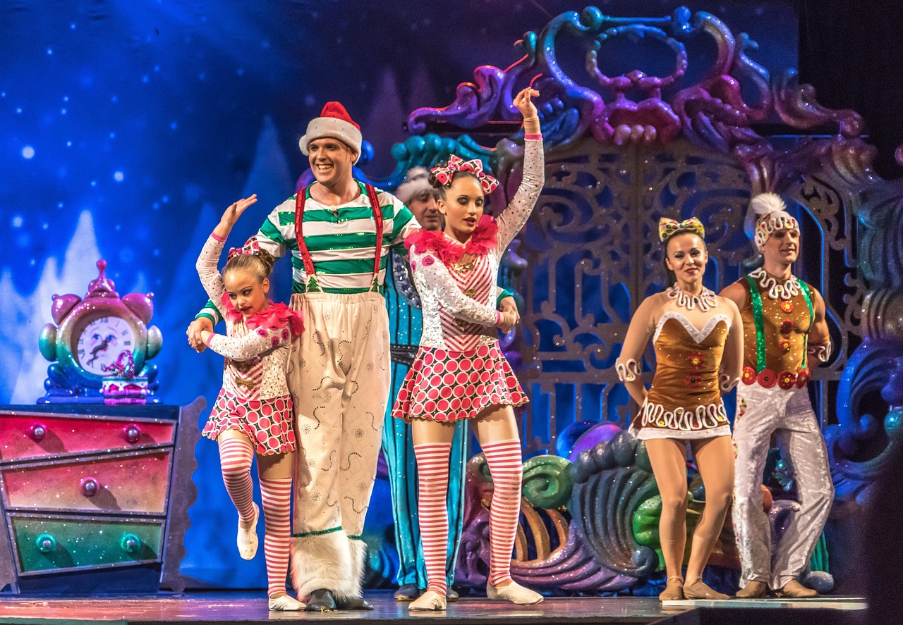 erleben sie die zauberhafte x-mas show mit festlicher musik, atemberaubenden darbietungen und weihnachtlicher stimmung für die ganze familie.