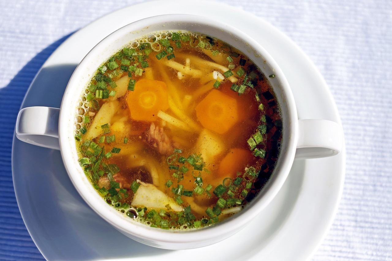 entdecken sie köstliche und herzhafte suppenrezepte, perfekt für jede jahreszeit und jeden geschmack.