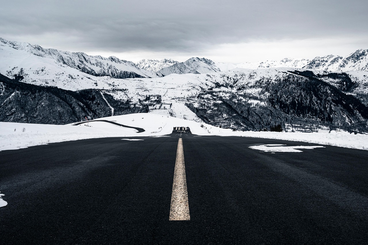 ein pilotprojekt ist ein erster testlauf, der dazu dient, konzepte und methoden in kleinem maßstab zu überprüfen, bevor sie vollständig implementiert werden.