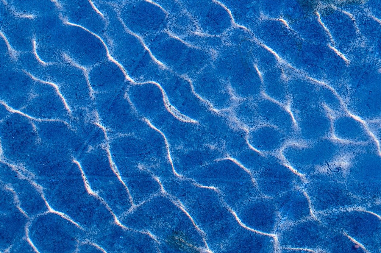 entdecken sie die bedeutung und die verschiedenen aspekte von wasser, einer der essenziellsten ressourcen für leben und gesundheit. erfahren sie mehr über seine eigenschaften, verwendung und den einfluss auf die umwelt.