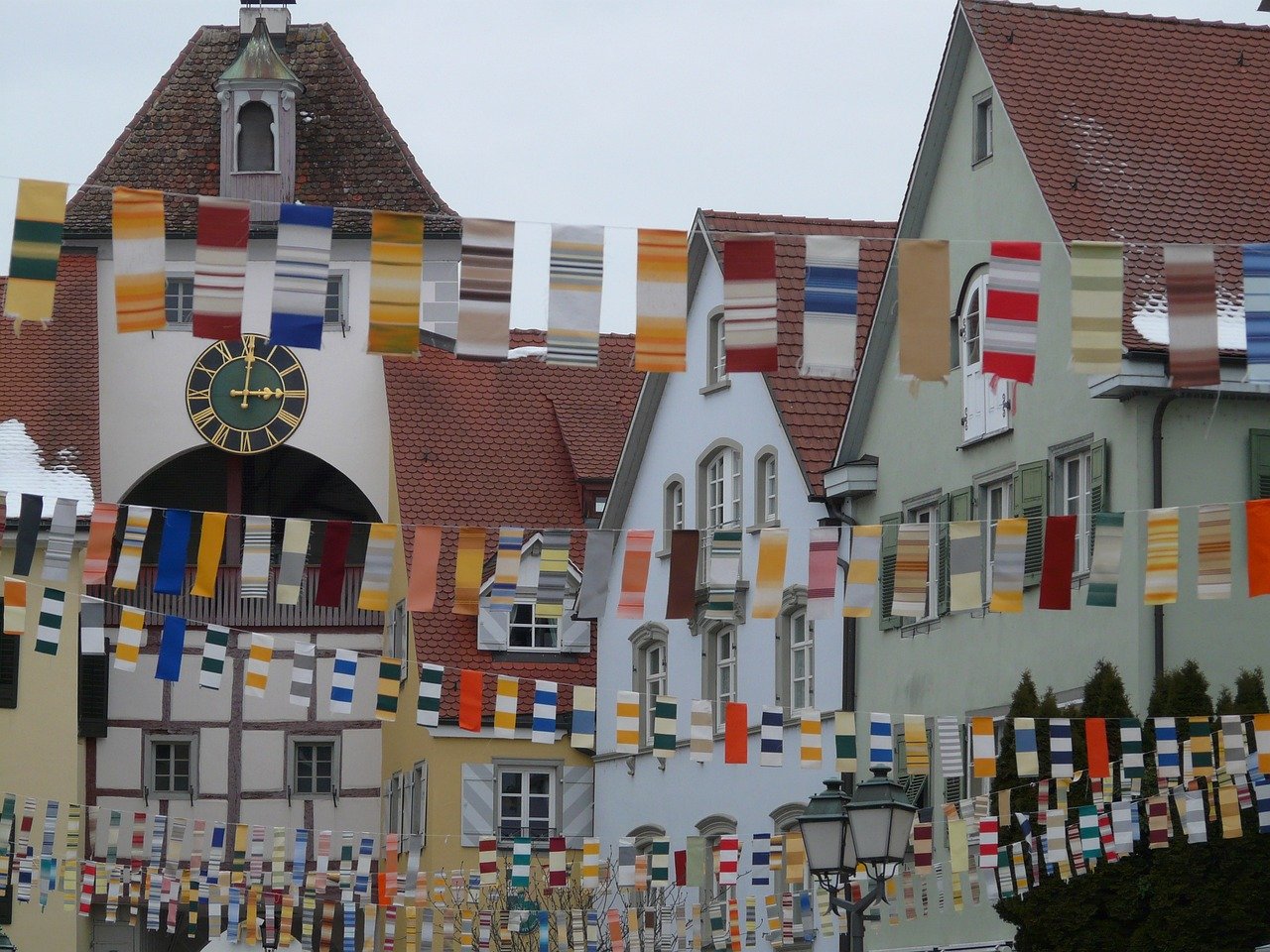 Fotogalerie: Altweiberfastnacht in Schneeberg – 27. Februar 2025