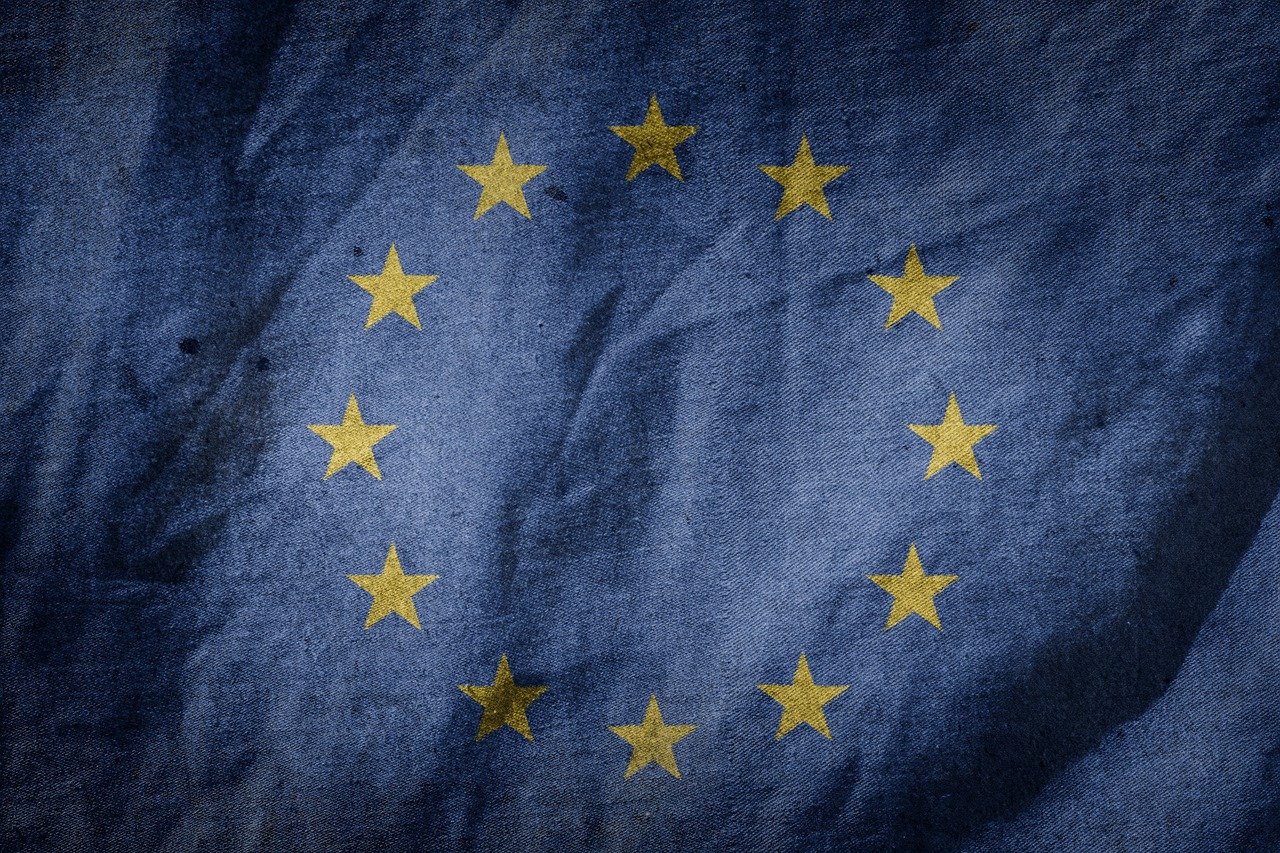 Europäischer Behindertenausweis: Erleichterungen für Menschen mit Behinderungen beim Reisen in der EU