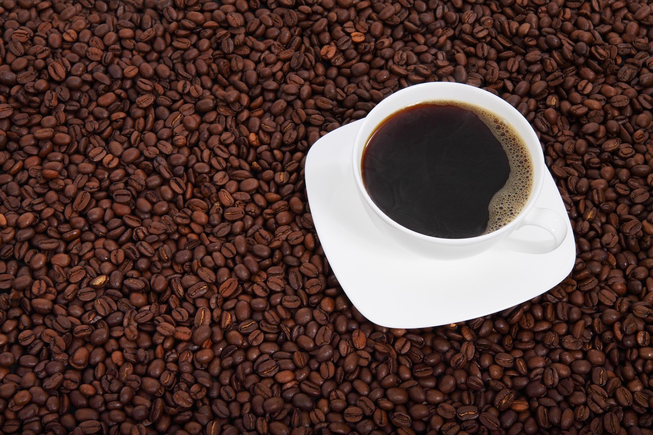 Frische Studien zu den Auswirkungen von Kaffee auf Bluthochdruck
