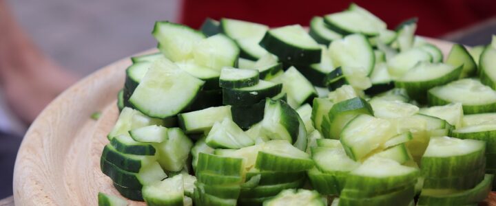 Gemeinsam genießen: Die faszinierende Psychologie hinter dem Teilen von Mahlzeiten Gemeinsam genießen: Die faszinierende Psychologie hinter dem Teilen von Mahlzeiten