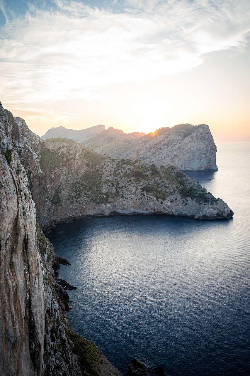 entdecken sie ihren mallorca trip 2026: planungstipps, die besten strände und unvergessliche erlebnisse für ihren traumurlaub auf der baleareninsel.