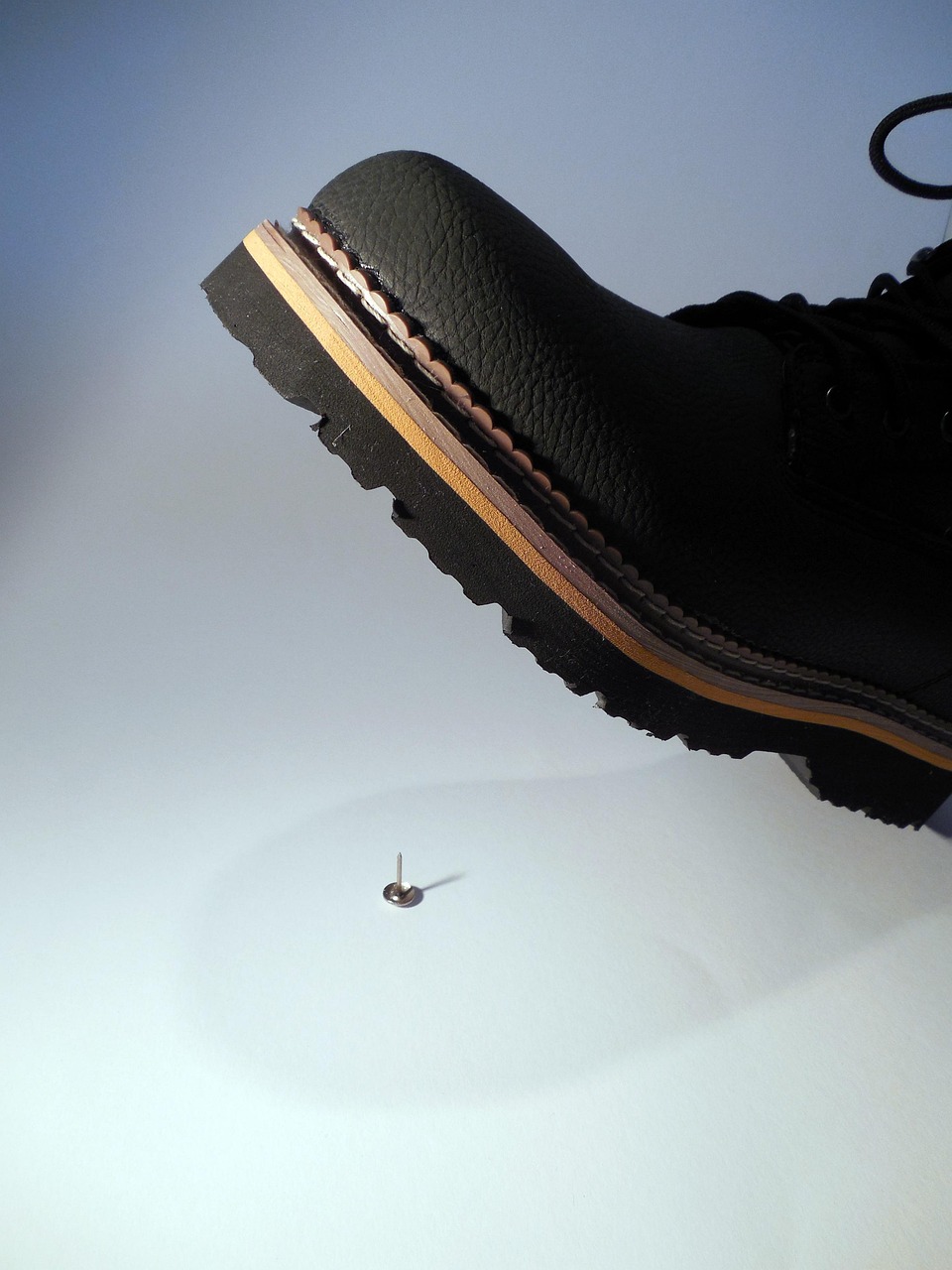 erfahren sie, wie arbeitsunfälle entstehen, welche rechte und schutzmaßnahmen es gibt und wie sie sich am arbeitsplatz sicher verhalten können.